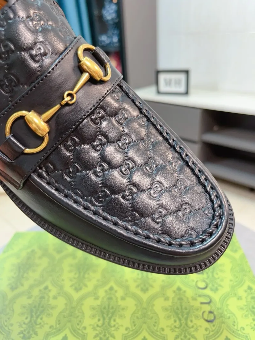 Men's shoes 💰500🌹🌹[GUCCI Gucci] A new style of formal men's leather shoes is coming ~ The original quality upper is made of Italian cowhide➕The leather is soft and delicate, comfortable and soft. The top layer of genuine leather, rubber wear-resistant outsole, the shoe shape is dignified and domineering, and the luxury charm is not concealed! The natural and free nouveau riche leads the trend. Code number: 38-44